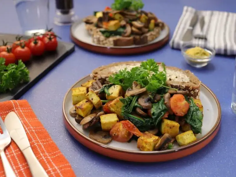 High-Protein Tofu & Spinach Scramble